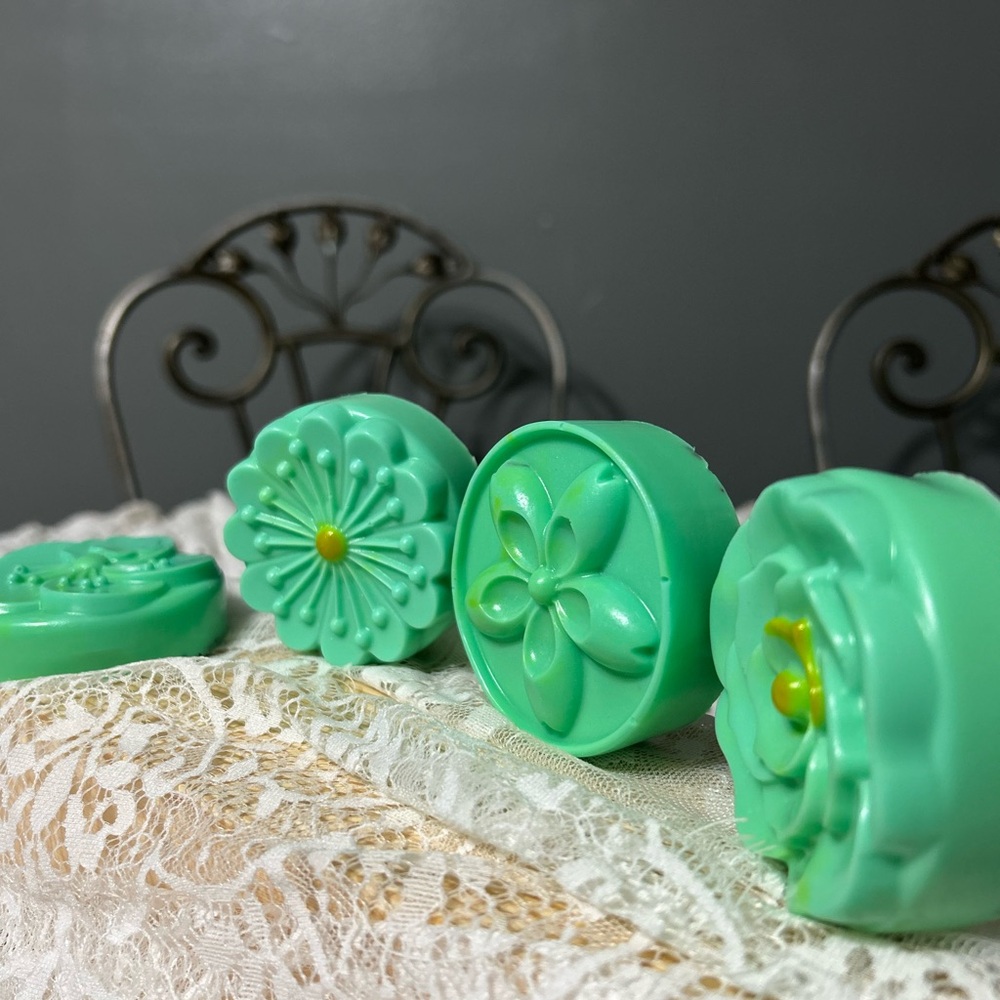 Green Floral Decorative Soaps